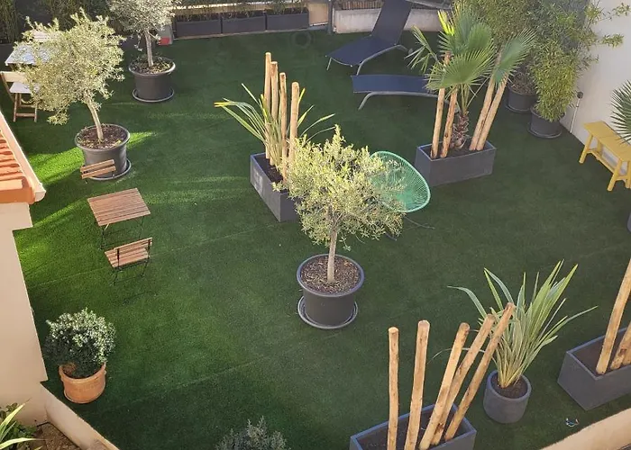 Апартаменты Le Mazet *